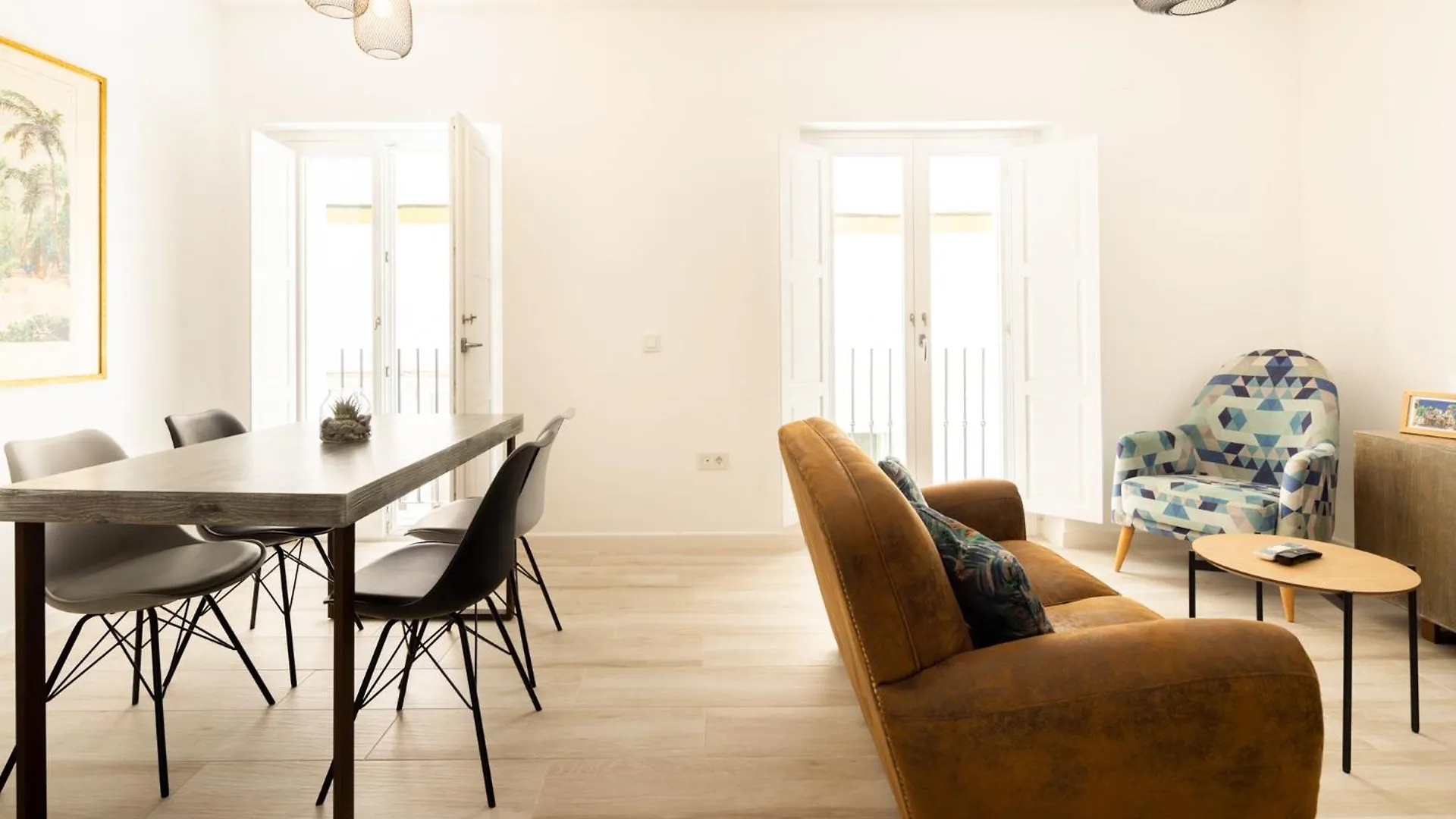 Suite Catedral Little Apartments Cádiz